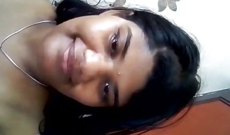 बेसबॉल खेलने के बाद, मेरी चाची सेक्सी मूवी कॉमेडी एक युवा भतीजे के साथ गड़बड़ नहीं हुई
