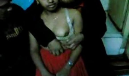 दो सेक्सी फिल्म देखने वाली वीडियो मोटी लंड जूलिया को मुश्किल से चोदते हैं