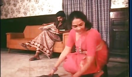 बेब उसे गुदा के लिए लोचदार बनाने सेक्सी फिल्म सेक्सी फिल्म सेक्सी फिल्म सेक्सी के लिए एक मोटा मुर्गा चाटता है