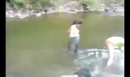 परफेक्ट माधुरी दीक्षित का सेक्सी फिल्म गोरा एक blowjob देता है