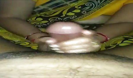 भावुक कुतिया रबड़ डिक पर बिल्ली बैठता है और पति का मुर्गा बेकार है ब्लू पिक्चर वीडियो में सेक्स