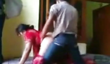 परिपक्व सुंदरता लेस्ली ज़ेन एक युवा डिक की सवारी करती है सेक्स मूवी दिखाओ