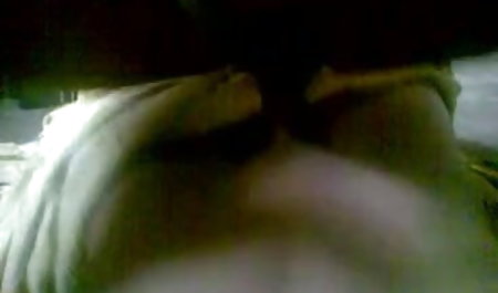 लैला स्टार एक विशाल गधे के साउथ सेक्सी फिल्म साथ एक गंजा दोस्त के साथ fucks