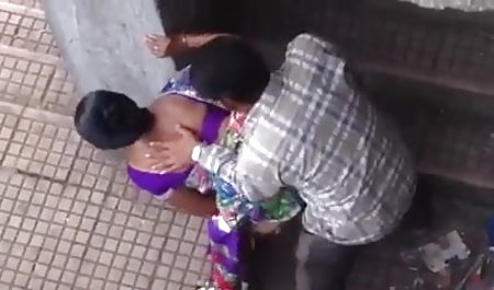 संचिका होली उसकी सोनाक्षी सिन्हा की सेक्सी फिल्म चूत में एक मोटा लंड लेती है