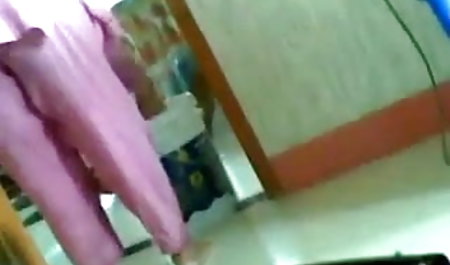 दो बस्टी, सेक्सी भूतों की फिल्म कामुक नर्स अपने प्यारे डॉक्टर को डिक चूसना