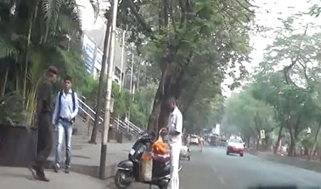 एक बड़ा सेक्सी हॉट फिल्म डिक के साथ युवा दोस्त एक बूढ़े आदमी fucks