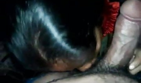 परिपक्व मैडम ने एक युवा माली सेक्स सेक्सी फिल्म सेक्सी को बहकाया
