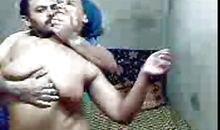 सींग का नतालिया स्टार स्तन दिखाता है हीरोइन की सेक्सी फिल्म