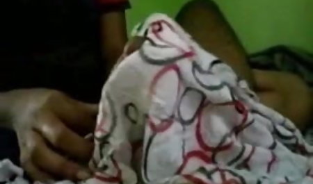 बूढ़ा दोस्त अपनी जवान मालकिन को चोदता सलमान खान की सेक्सी फिल्म है