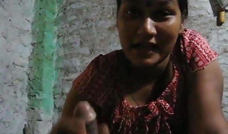 प्यारा, सेक्सी इमोका मिठाई वेब कैमरा के सामने एक चिकनी थरथानेवाला के साथ उसकी गीली बिल्ली हस्तमैथुन करता है, जिसके बाद गर्म दोस्त खिलौना की जगह लेता है और क्रूरता से परिपक्व महिला को सेक्सी फिल्म हिंदी की चोदता है