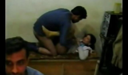 मौली जेन एक वीडियो सेक्सी फिल्म हिंदी में क्रूर पुरुष के साथ fucks