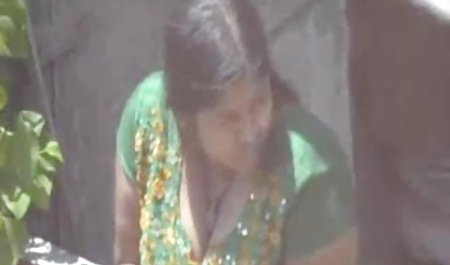 बड़े स्तन के सेक्सी मूवी वीडियो में साथ माँ खुद को dildo गड़बड़ कर दिया