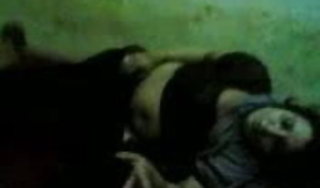 परिपक्व दोस्त एक जवान सेक्सी पिक्चर इंग्लिश में वीडियो लड़की fucks
