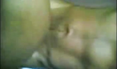 सेक्सी, सेक्सी सेक्सी हिंदी मूवी गधे कुतिया उंगलियों के साथ गुदा fucks और एक डिक की सवारी